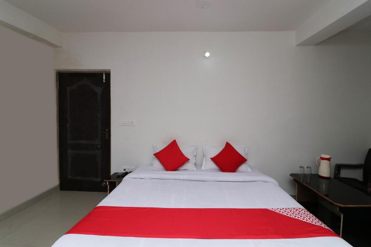 Oyo 29202 Sunny International Hotel Jammu Room photo